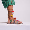 SANDALIA DEDO MULTICOLOR